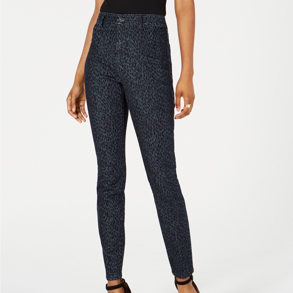 Rewash
Juniors' Nikki Printed Denim Jeggings